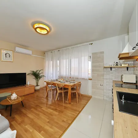 Apartment Nauta Veritas *